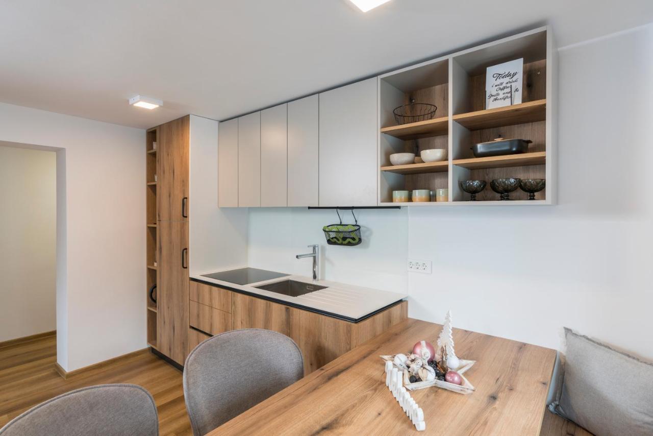 Hisa Rodica Apartment *