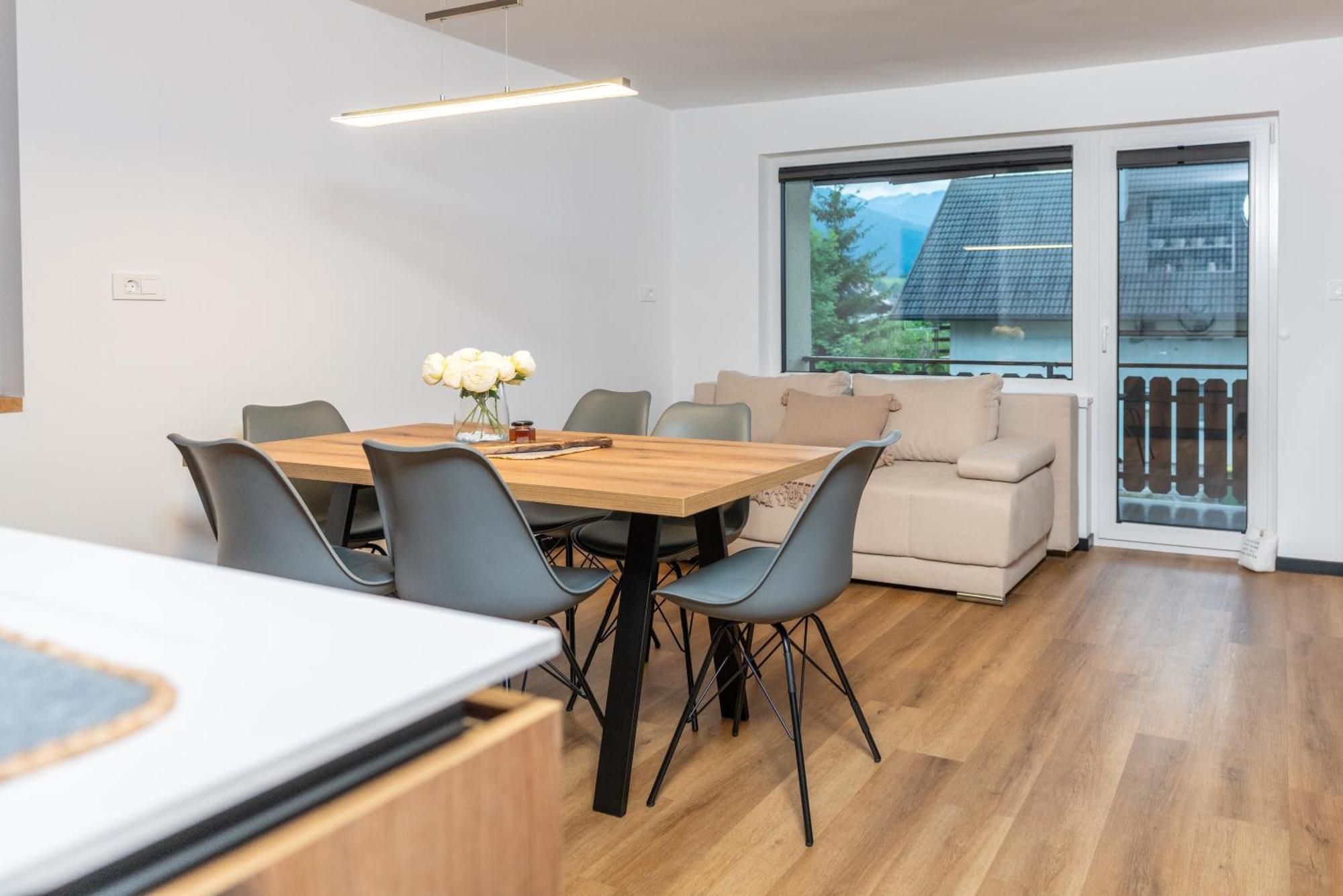Hisa Rodica Apartment *