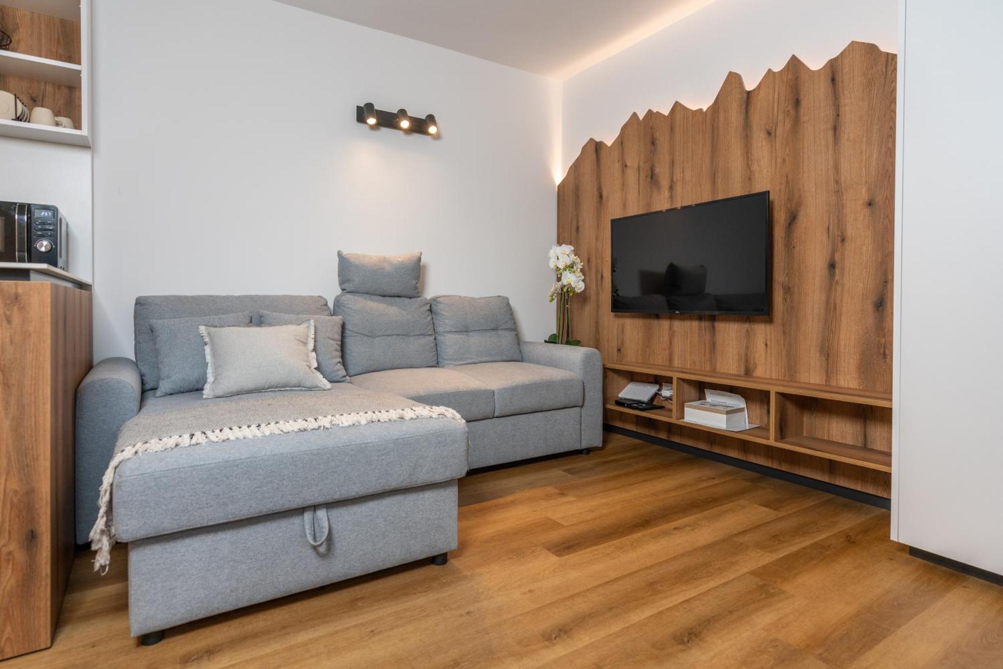 Hisa Rodica Apartment *